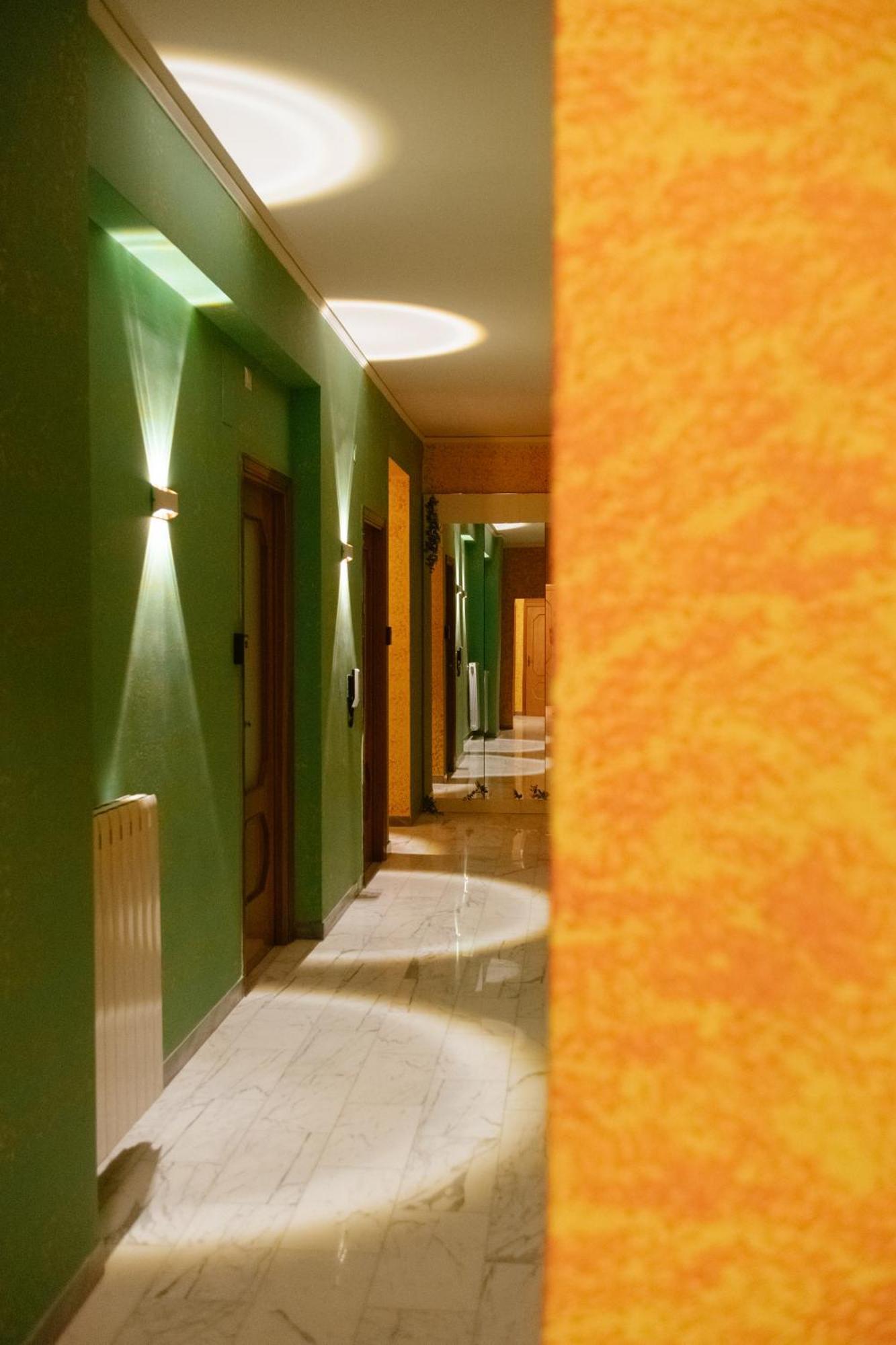 Domus Aurea Relax Room Salerno Exterior photo